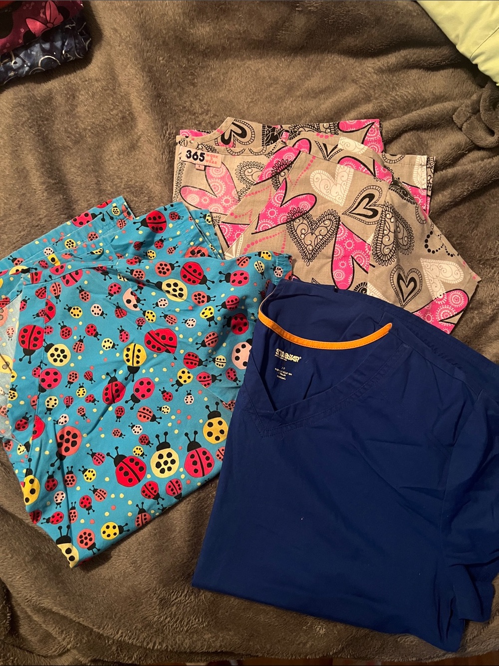 Women’s Scrub Top set